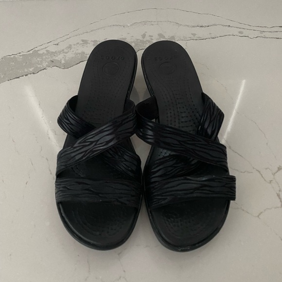 Crocs Black Molalla II Sandal - Picture 2 of 10